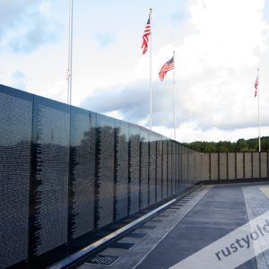 photo of tupelo's vietnam memorial