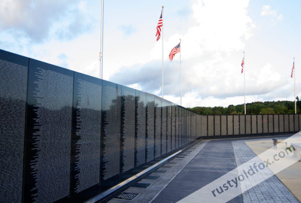 photo of tupelo's vietnam memorial