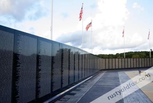 photo of tupelo's vietnam memorial